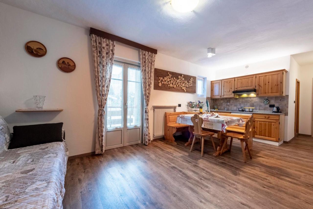 Appartamenti Residence La Roggia Pozza di Fassa Zewnętrze zdjęcie