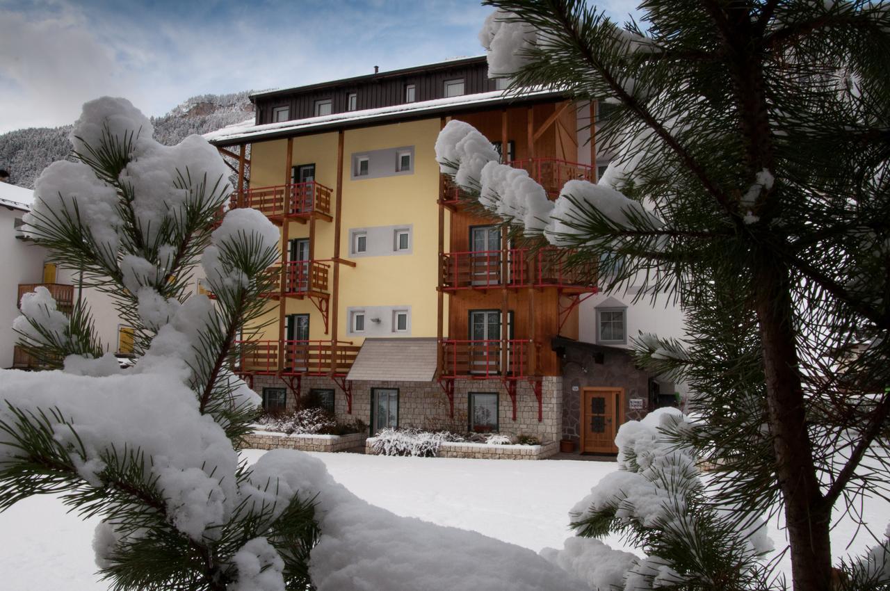 Appartamenti Residence La Roggia Pozza di Fassa Zewnętrze zdjęcie